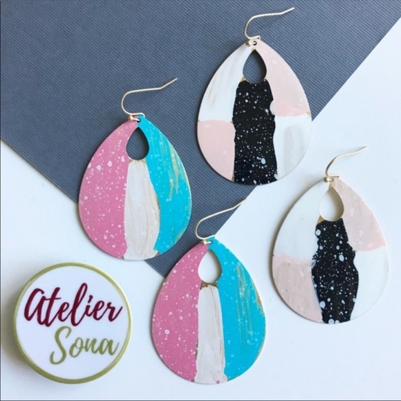 Atelier Sona Jewelry - METALLIC TEAR DROP EARRINGS